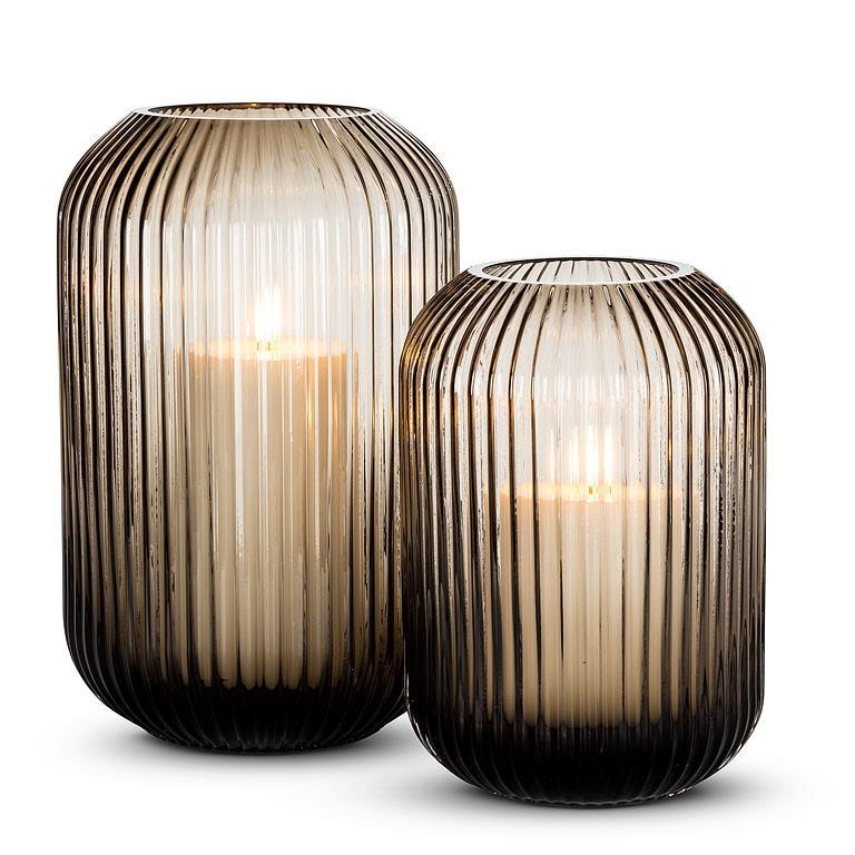 Ridge Capsule Vase