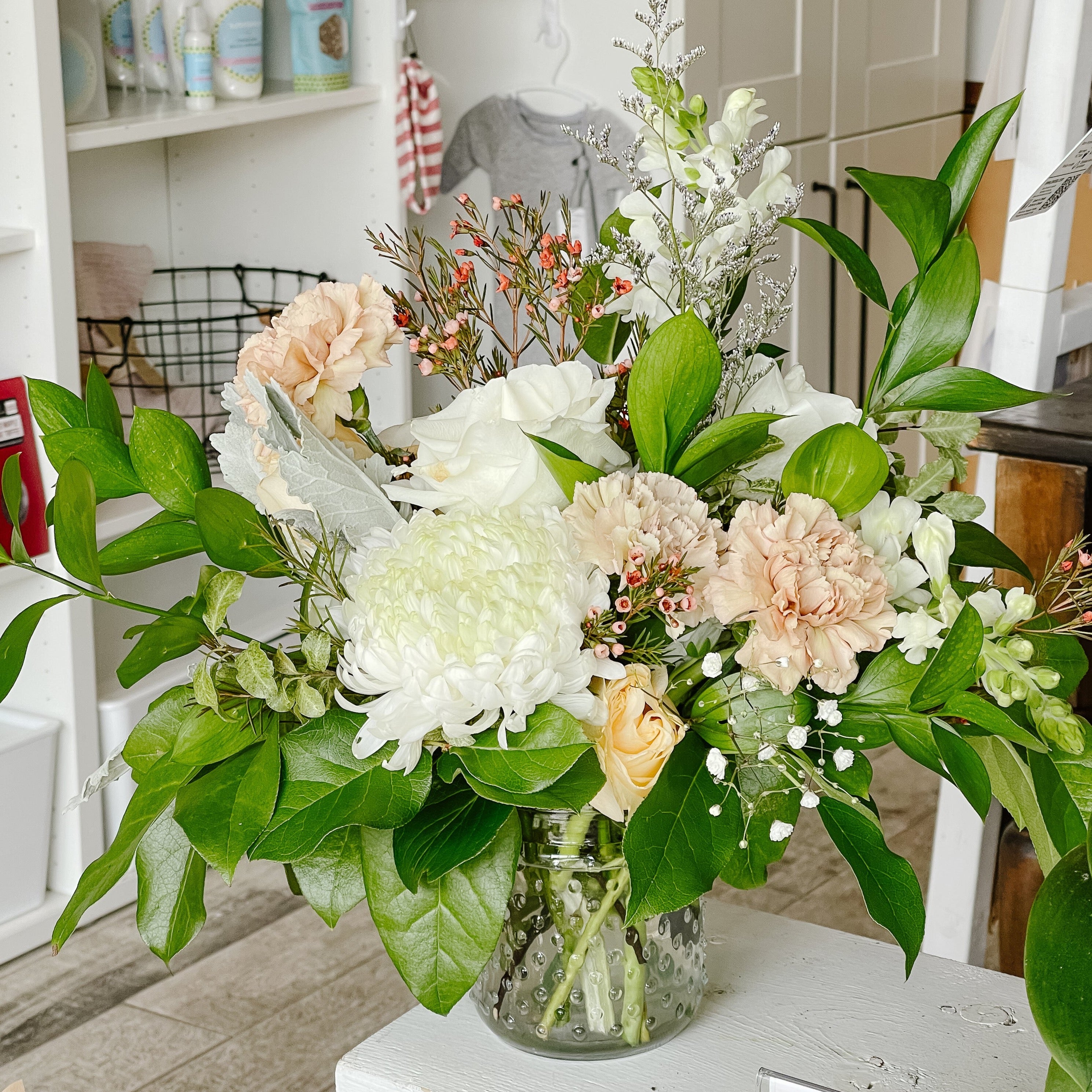 THE HARPER Pastel Arrangement