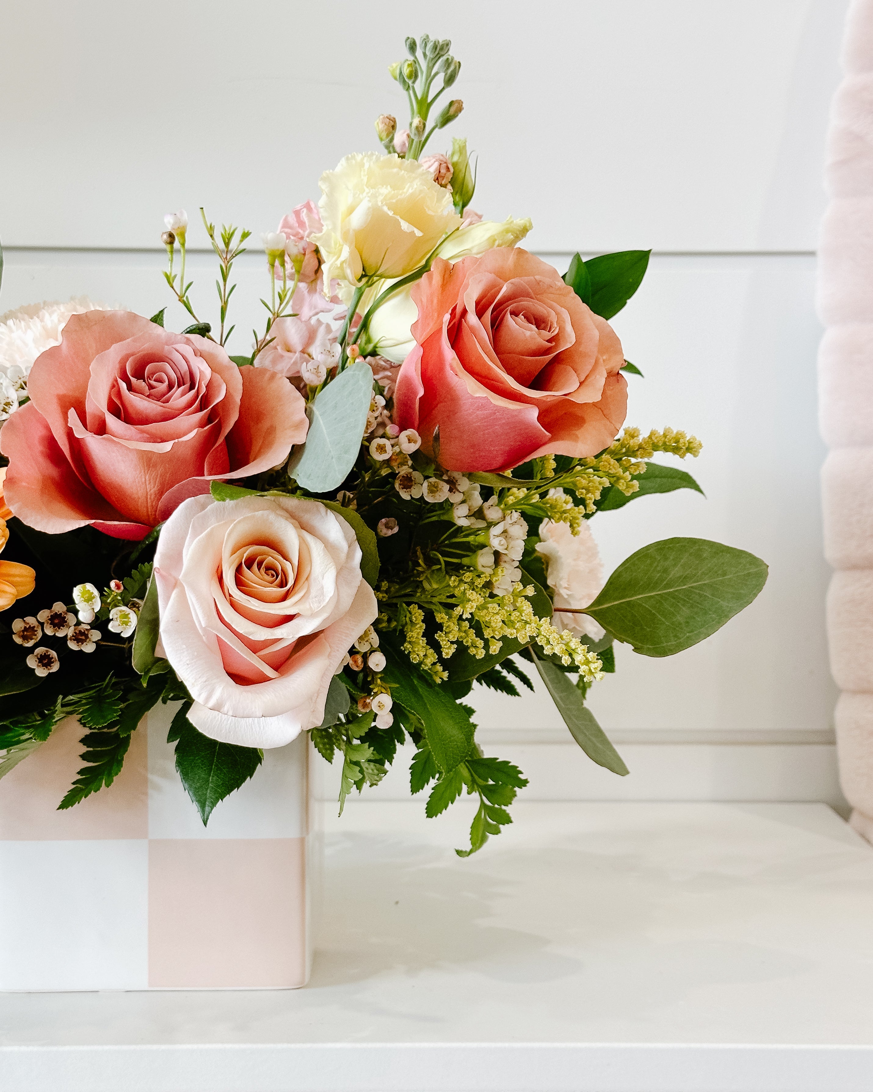 "MODERN MAMA" Mother's Day Arrangement