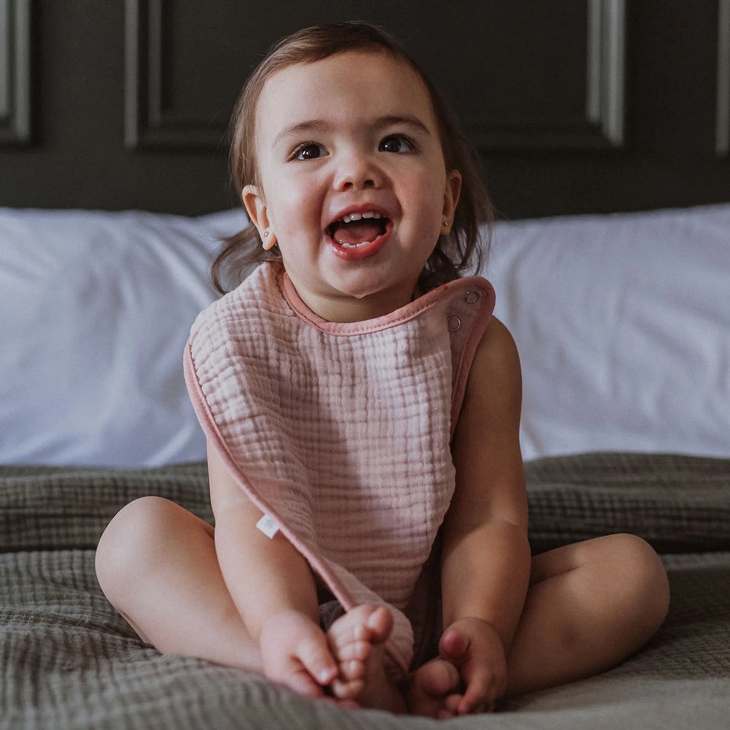 Pokoloko Crinkle Bibs