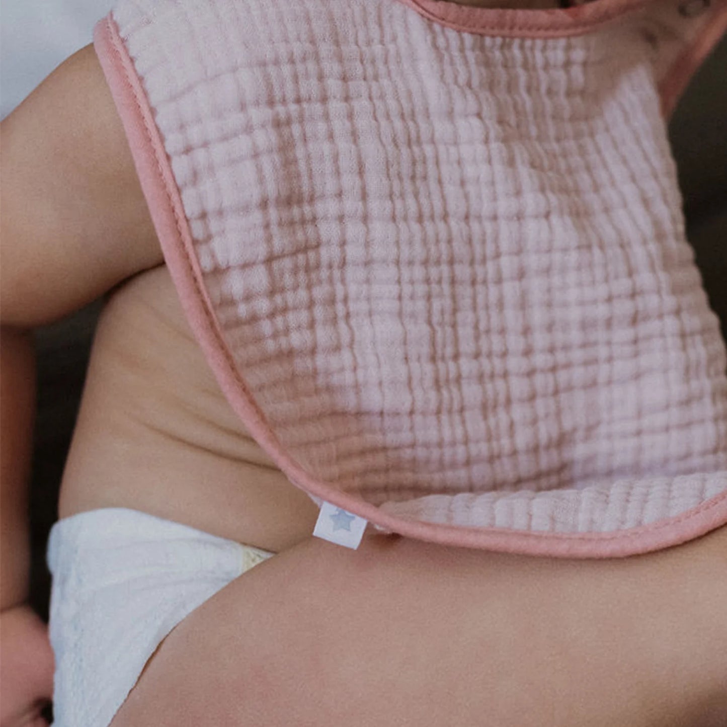 Pokoloko Crinkle Bibs