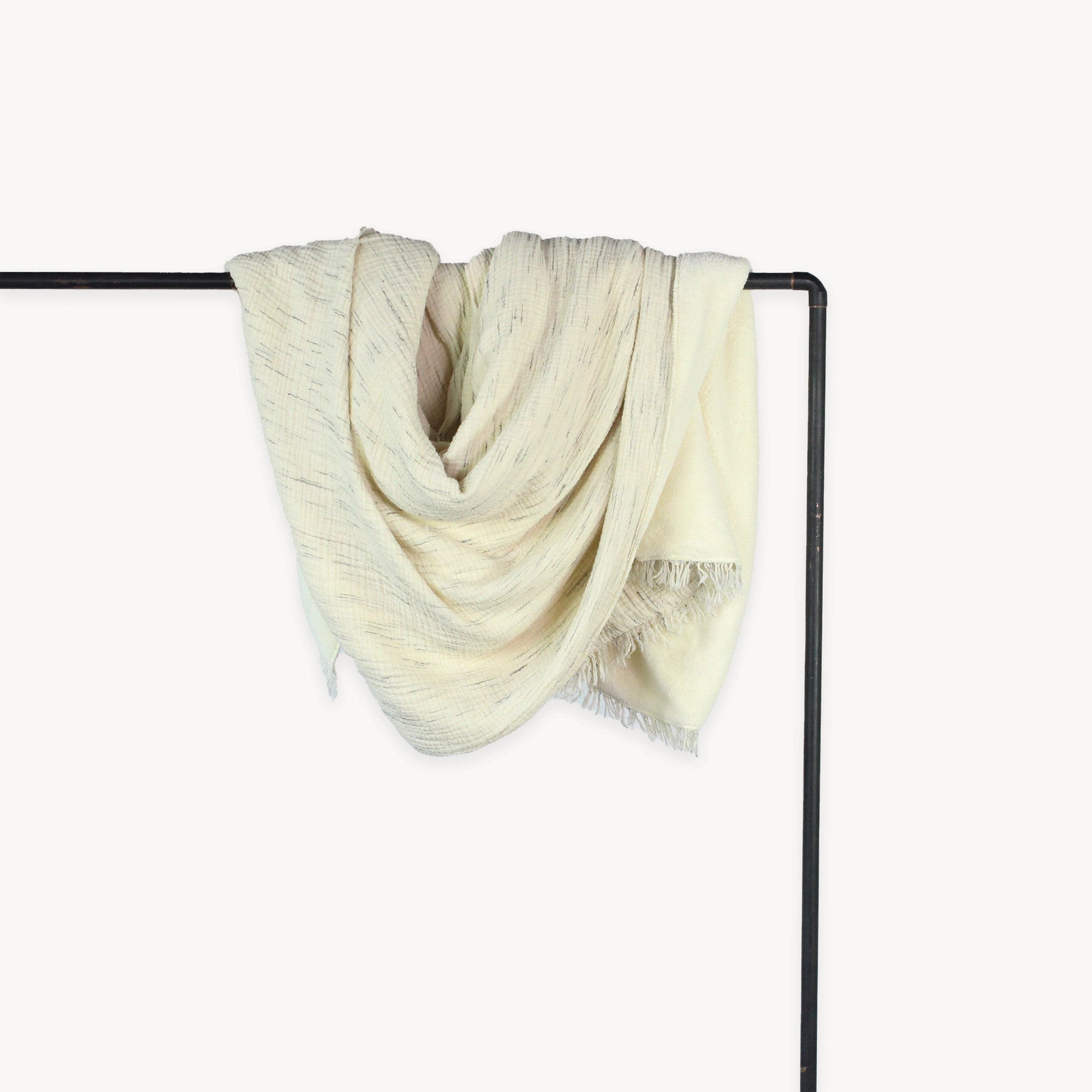 Sketched Crinkle Fleece Lined Throw
