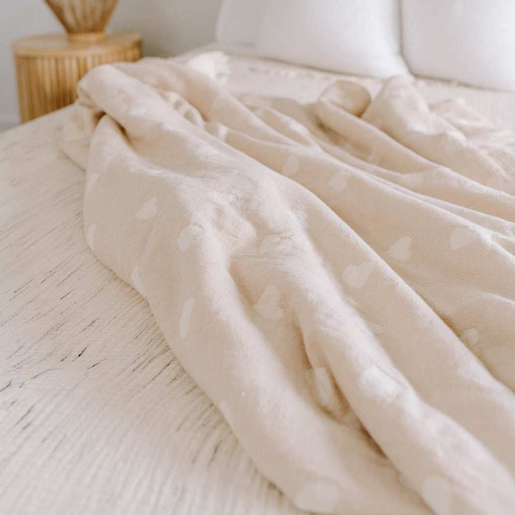 Heart Fleece Lined Throw