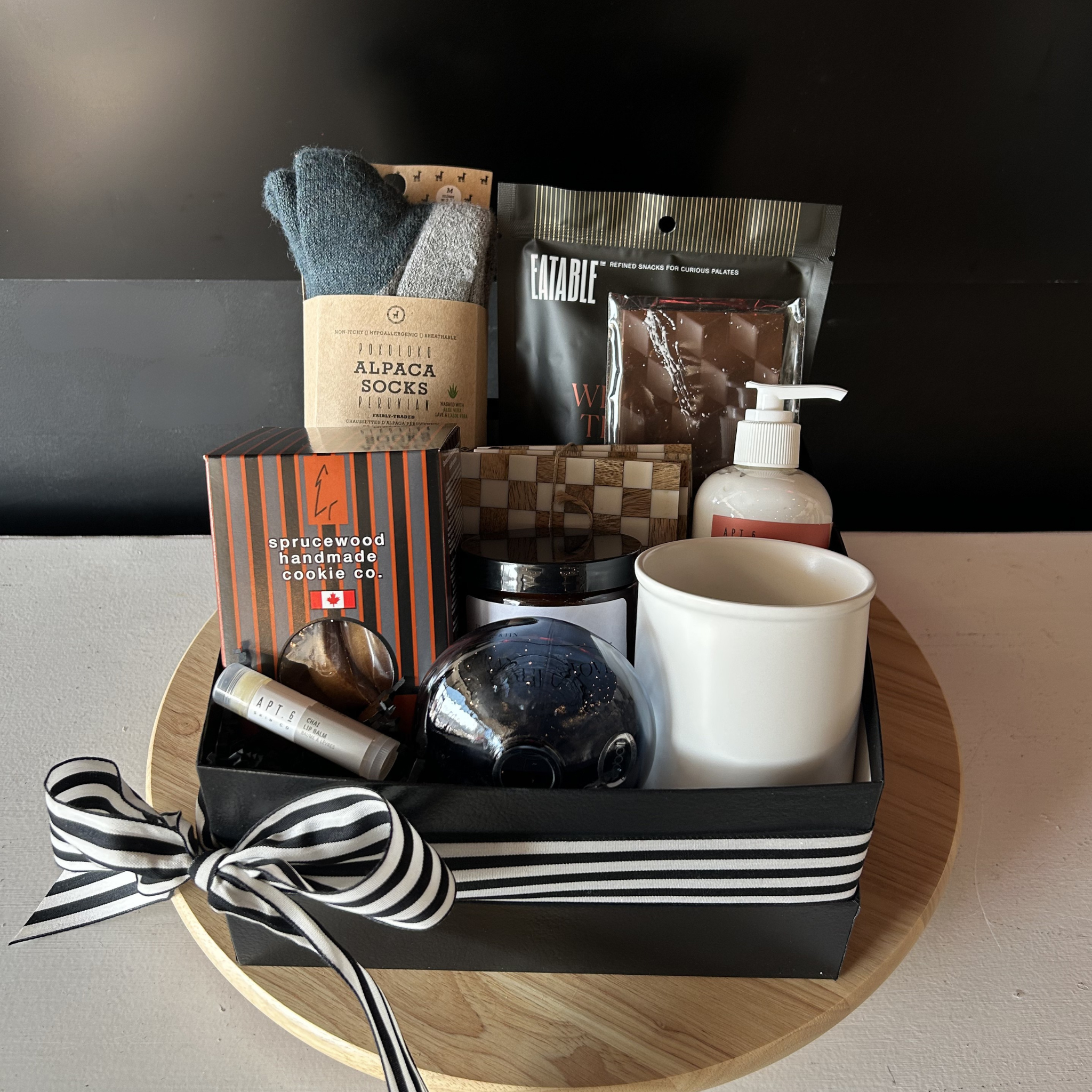 "Cozy Corner" Gift Box