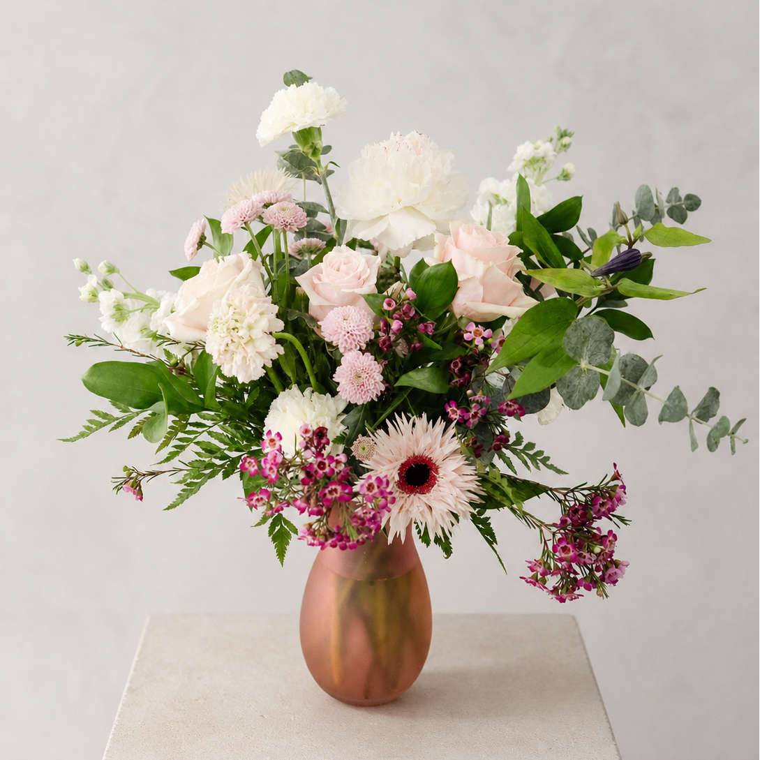 THE HARPER Pastel Arrangement