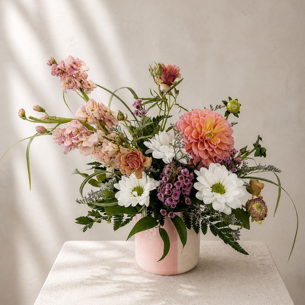 THE HARPER Pastel Arrangement