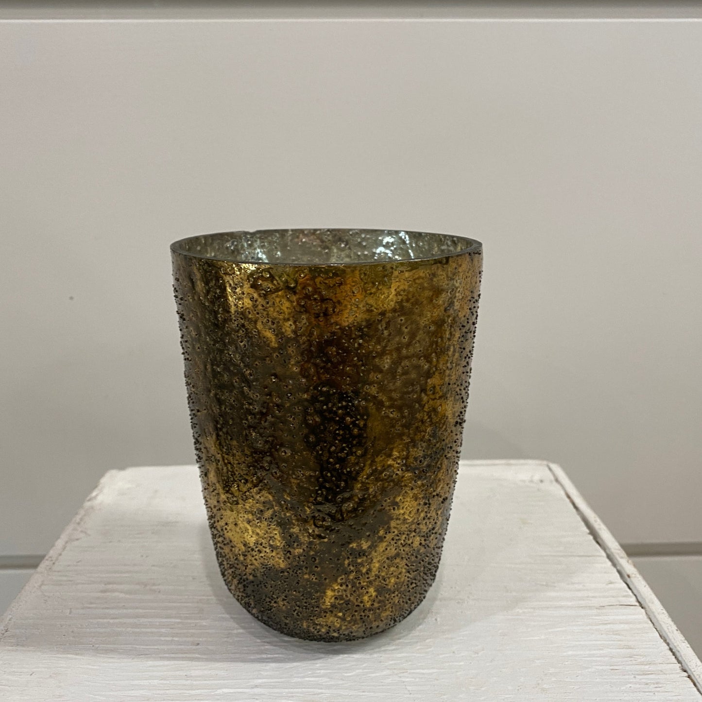Xscape Vase - Gold